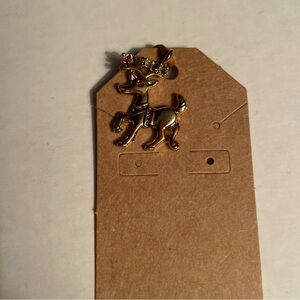 Jewelry, Charm for bracelet or necklace. Gold reindeer with tiny “faux gemstone”